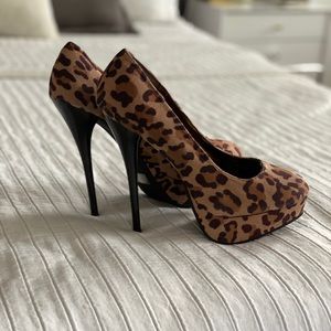 Leopard Heels - size 8
